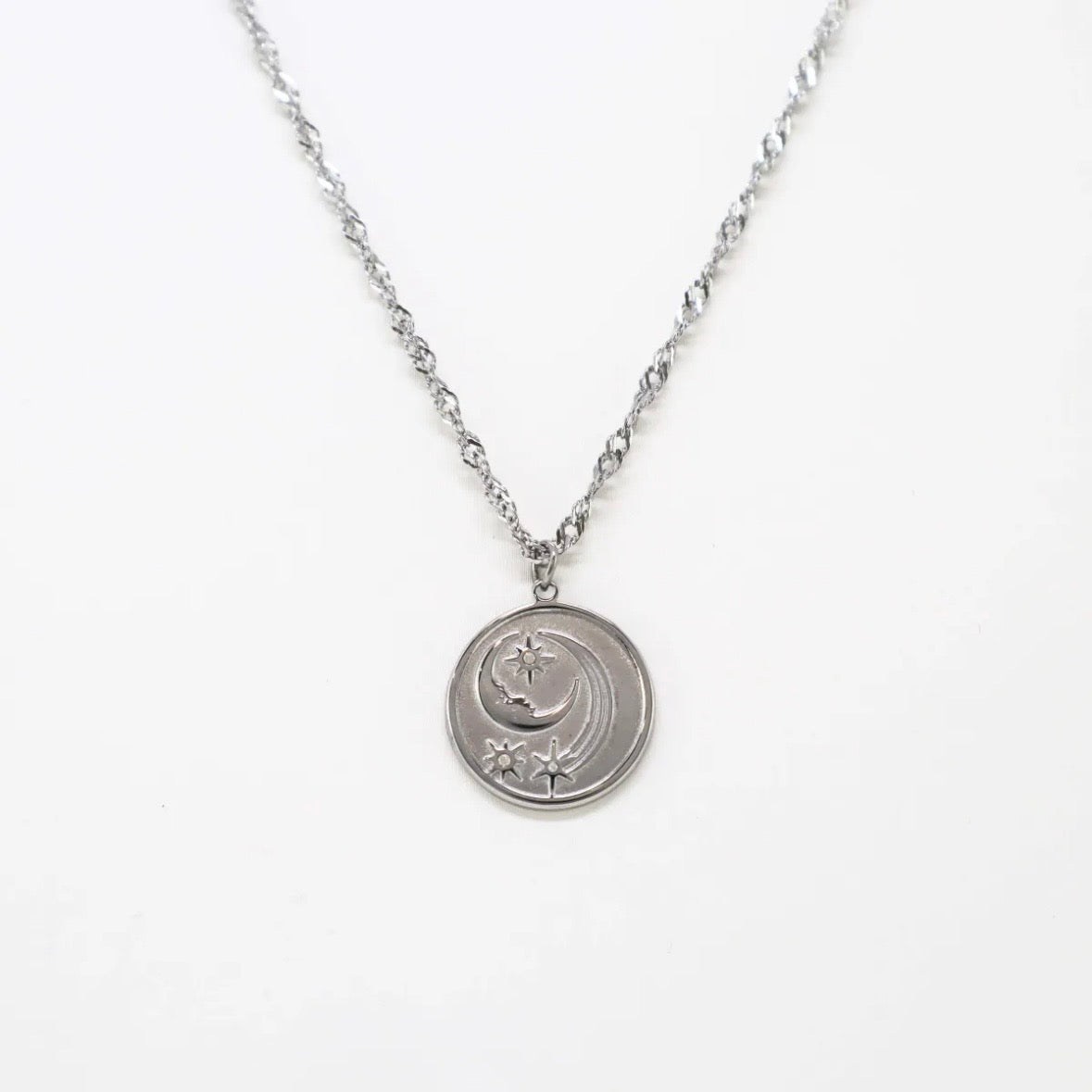Collar universo
