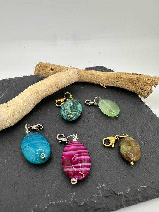 Charm piedras