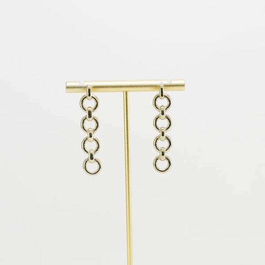 Pendientes enredados